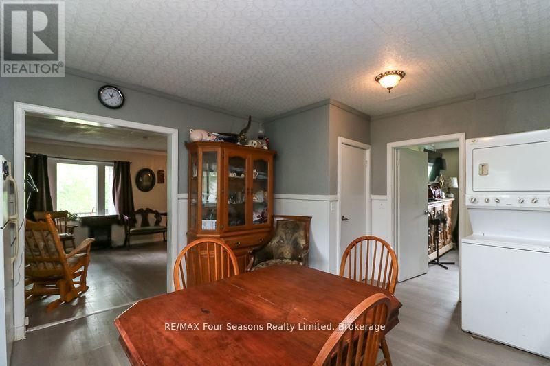 96 Lorne Street, Meaford, Ontario  N4L 1E9 - Photo 21 - X12956028