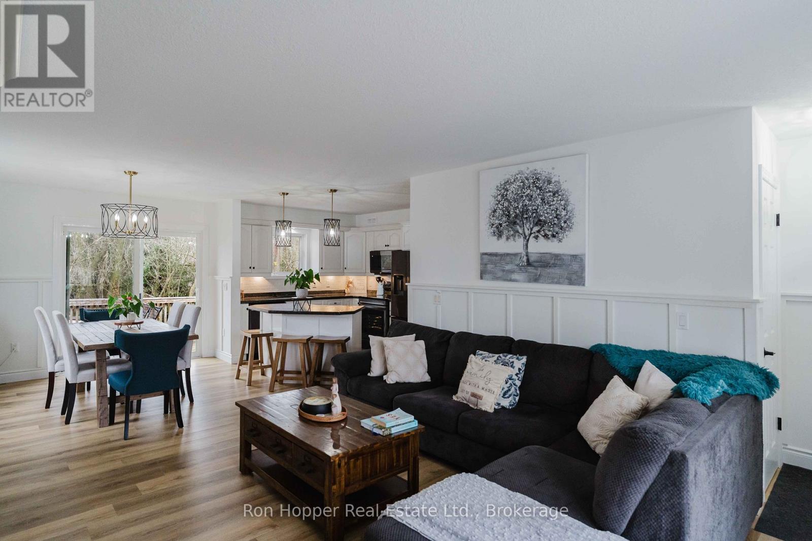 69 Matilda Street, Arran-Elderslie, Ontario  N0H 2N0 - Photo 3 - X12956042