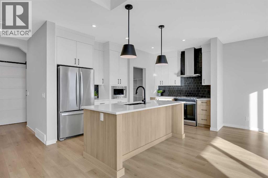 42 Savoy Landing SE, Calgary, Alberta  T3S 0E1 - Photo 4 - A2295703