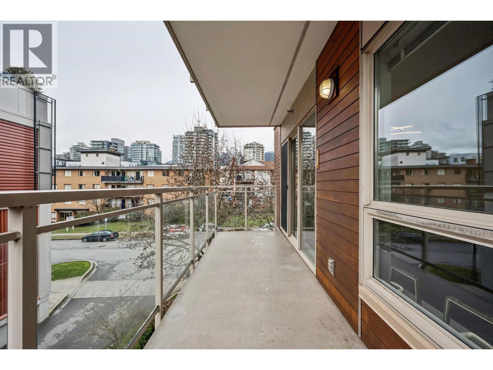 303 1033 St. George's Avenue, North Vancouver, British Columbia  V7L 3H5 - Photo 17 - R3106552