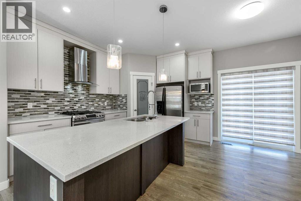 35 Sherview Grove NW, Calgary, Alberta  T3R 0Y4 - Photo 10 - A2298398