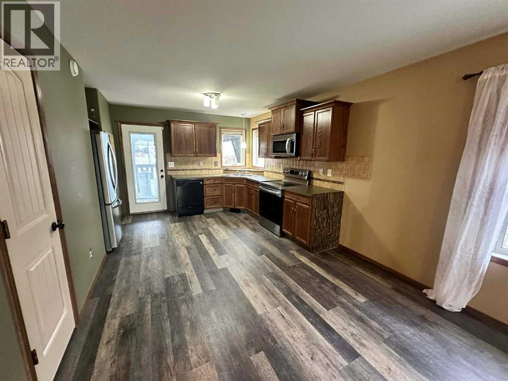 6315 59 Street, Ponoka, Alberta  T4J 1V5 - Photo 2 - A2291804