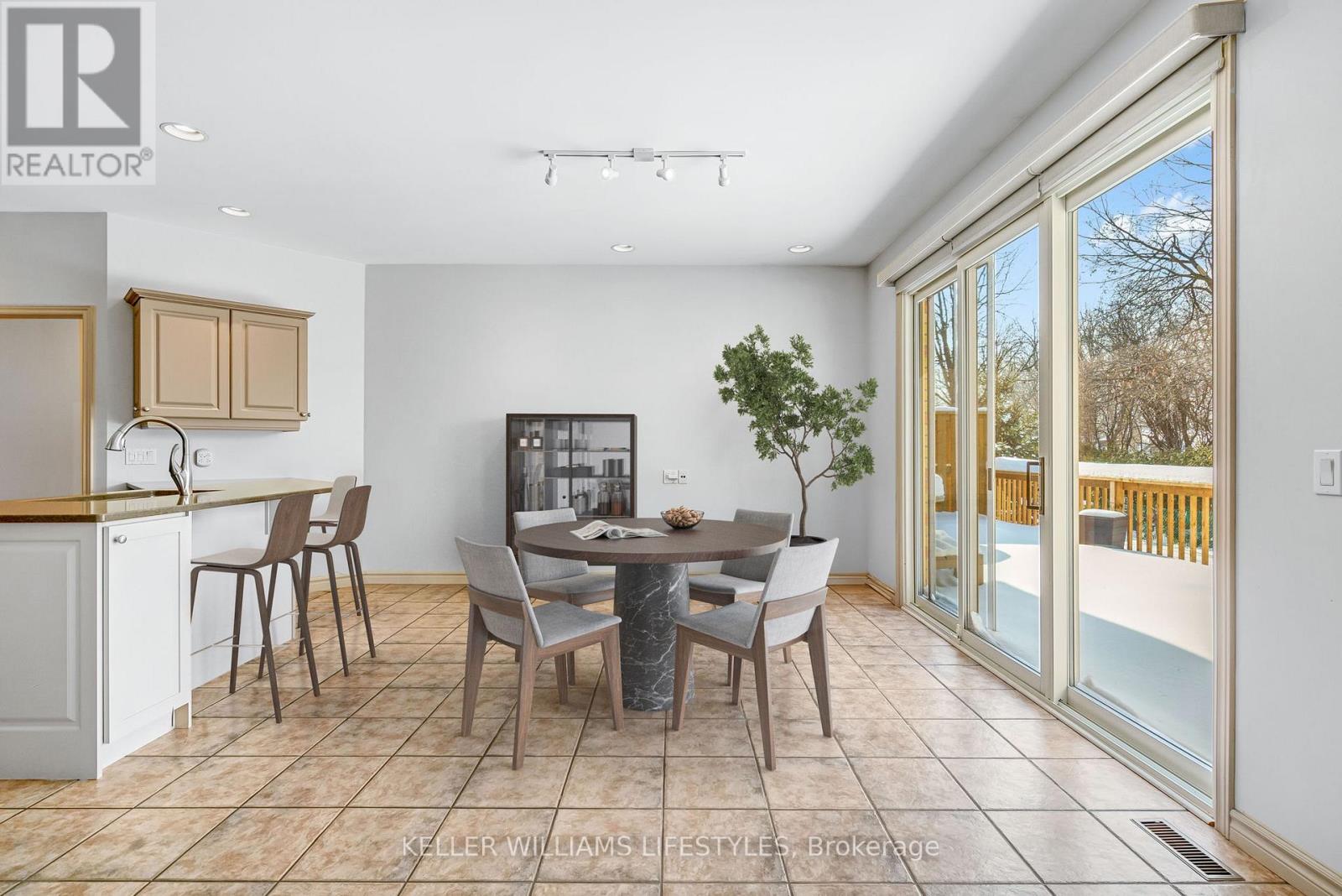 61 - 1040 Riverside Drive, London North, Ontario  N6H 5N4 - Photo 14 - X12955992