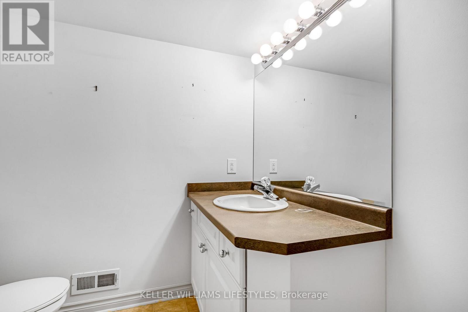 61 - 1040 Riverside Drive, London North, Ontario  N6H 5N4 - Photo 43 - X12955992