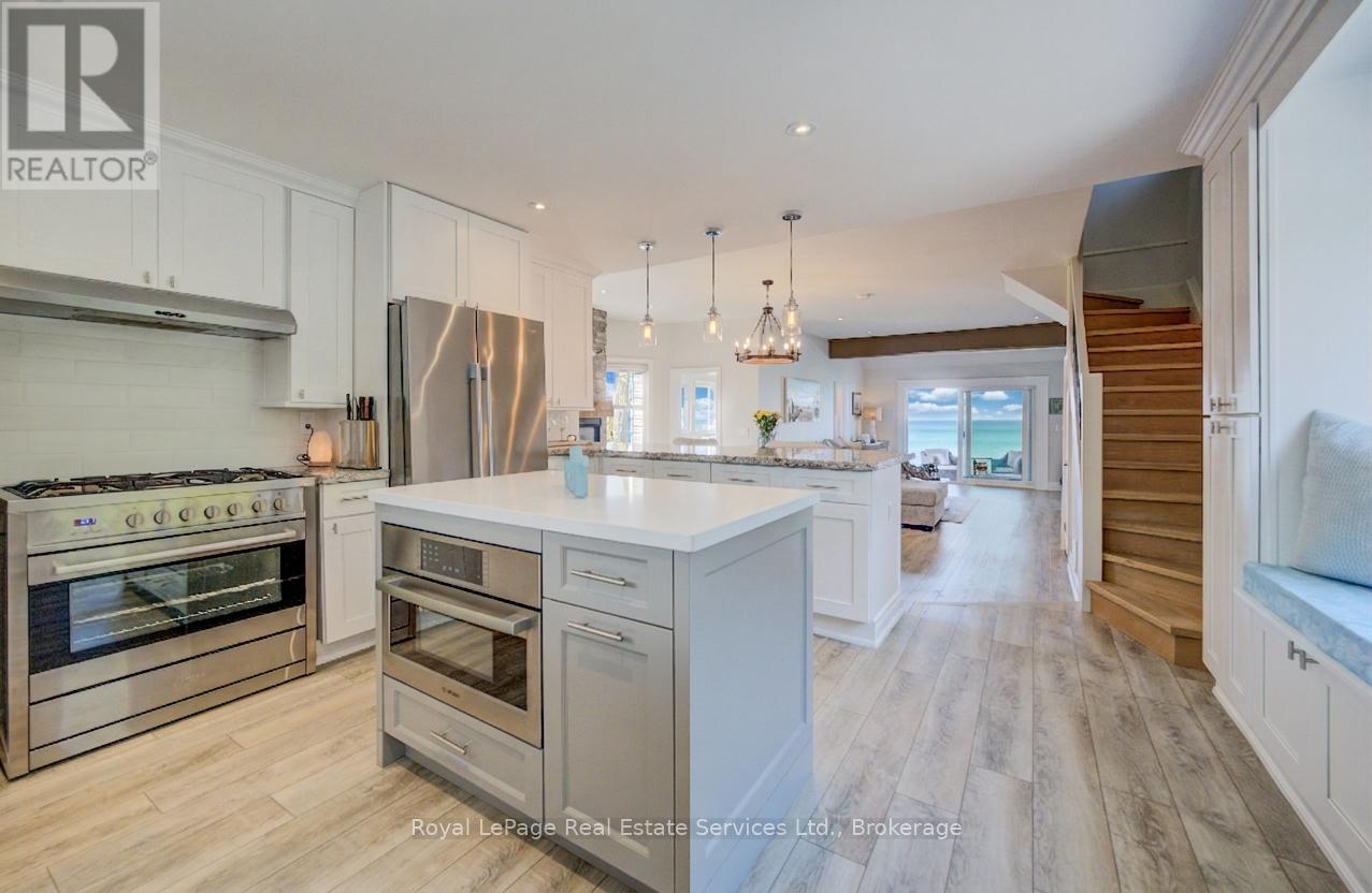 1 Tenth Street, Grimsby, Ontario  L3M 2V2 - Photo 11 - X12919648