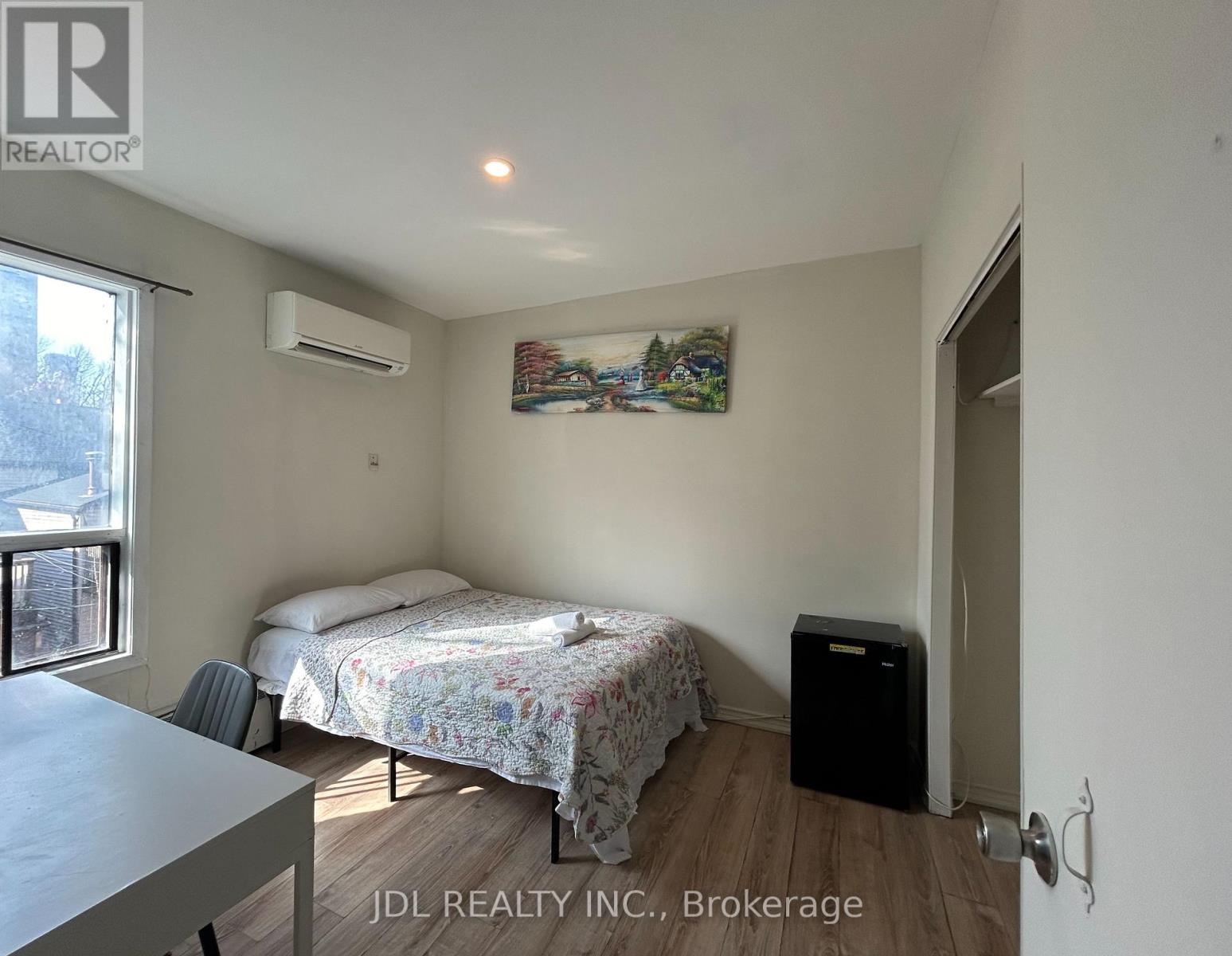 Unit B - 3 Pembroke St Street, Toronto, Ontario  M5A 2N6 - Photo 2 - C12956026