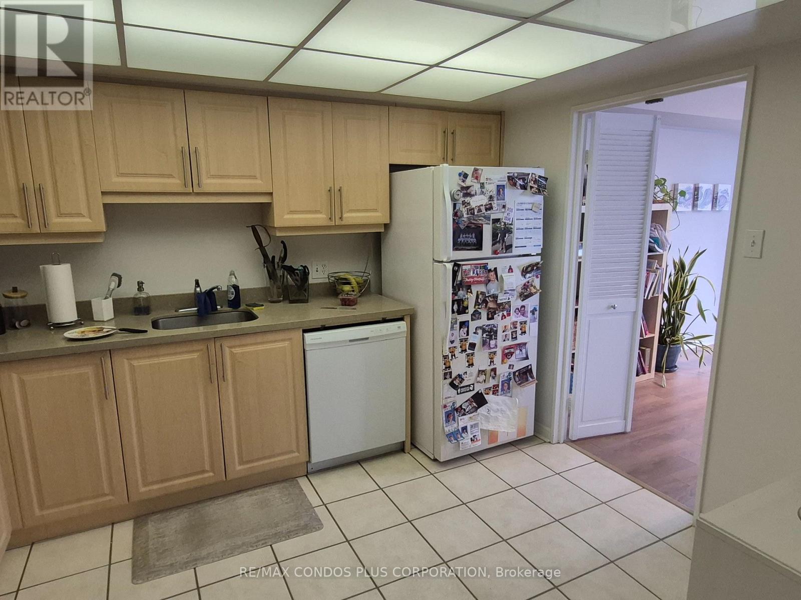 3412 - 55 Harbour Square, Toronto, Ontario  M5J 2L1 - Photo 4 - C12956040