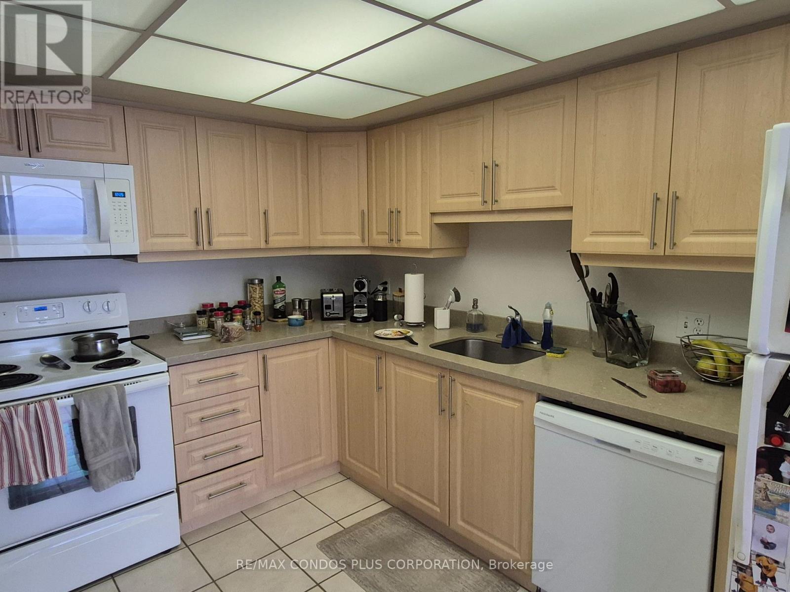 3412 - 55 Harbour Square, Toronto, Ontario  M5J 2L1 - Photo 6 - C12956040