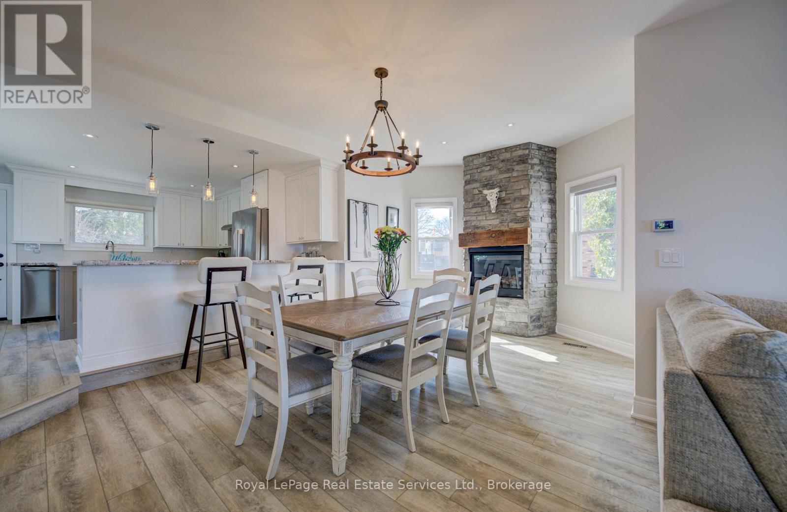 1 Tenth Street, Grimsby, Ontario  L3M 2V2 - Photo 7 - X12919648