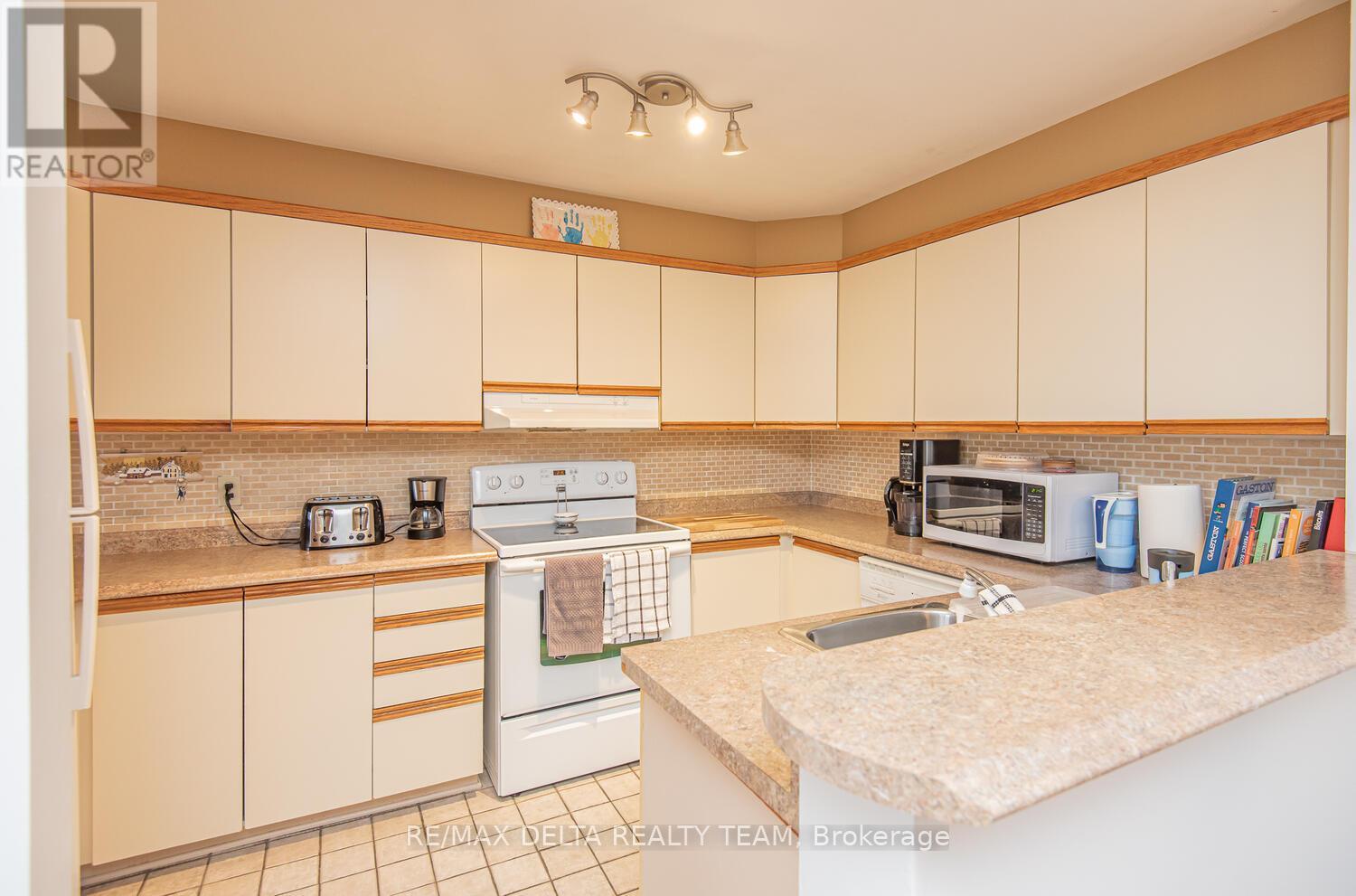 207 - 475 Canteval Terrace, Ottawa, Ontario  K4A 2C7 - Photo 13 - X12955954