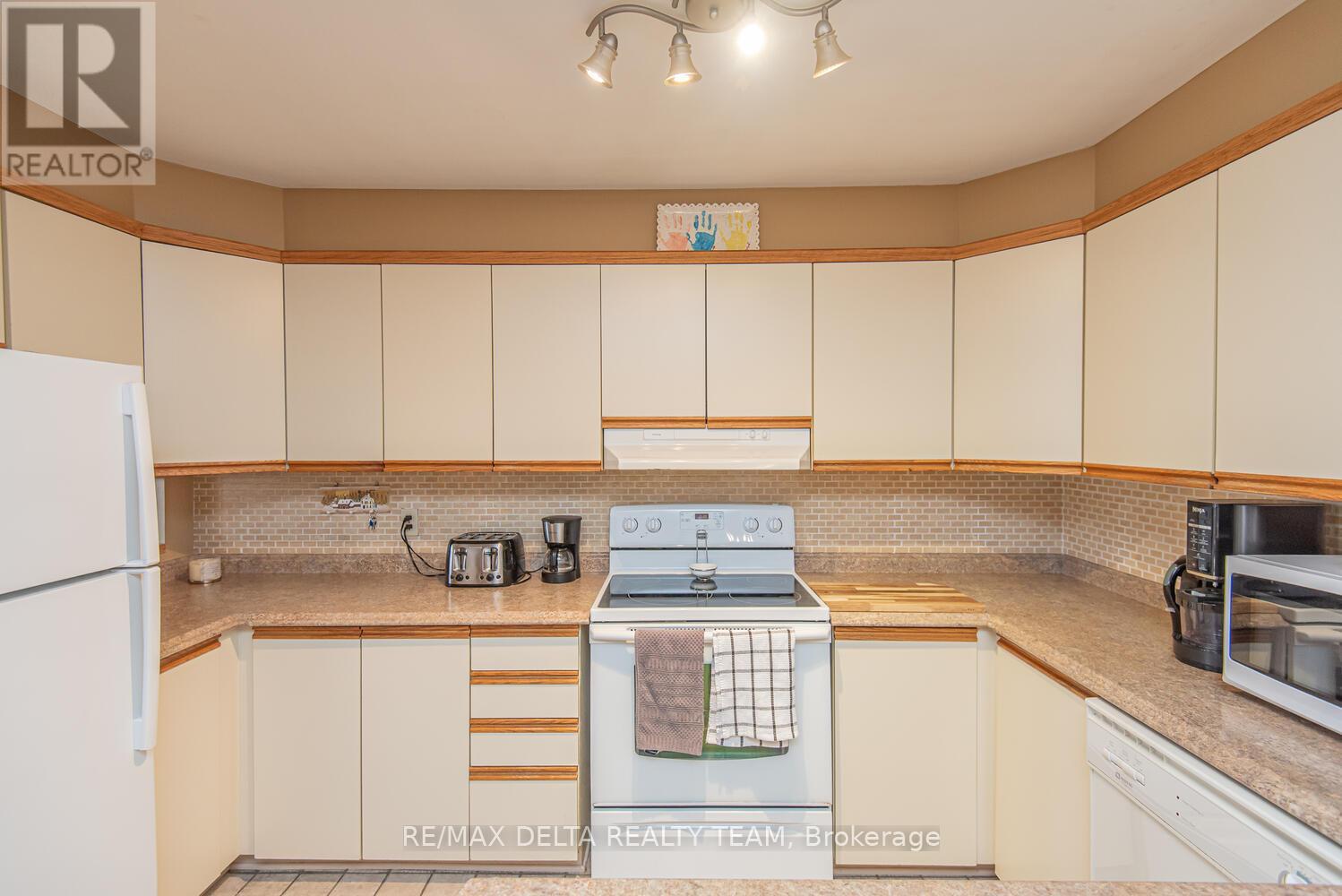 207 - 475 Canteval Terrace, Ottawa, Ontario  K4A 2C7 - Photo 14 - X12955954