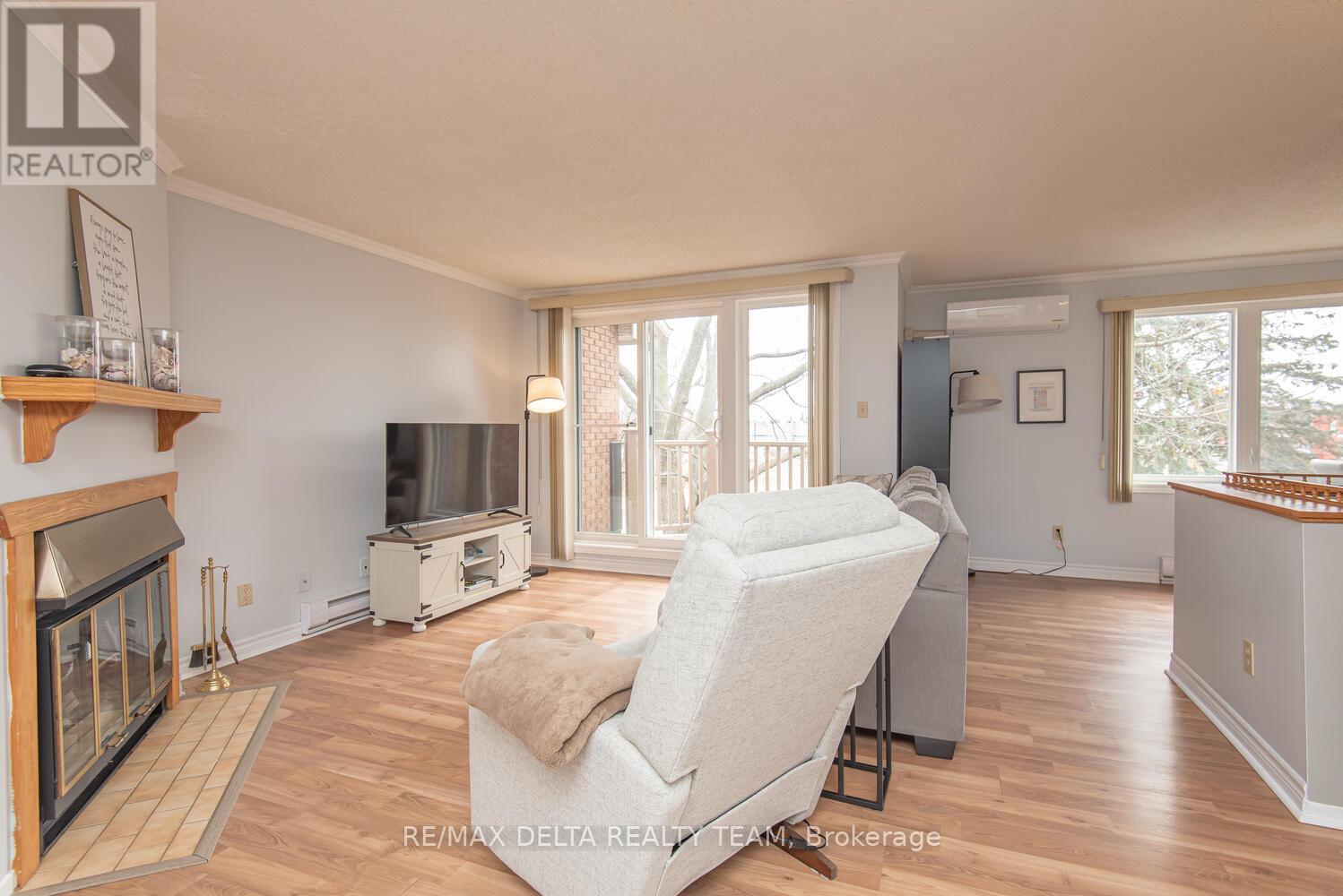 207 - 475 Canteval Terrace, Ottawa, Ontario  K4A 2C7 - Photo 8 - X12955954