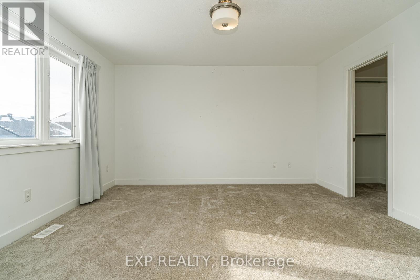 914 Alvarez Lane, Ottawa, Ontario  K1T 0W2 - Photo 28 - X12955966