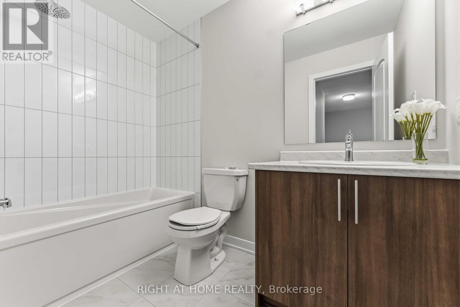 290 Les Emmerson Drive, Ottawa, Ontario  K2J 7L6 - Photo 18 - X12955982