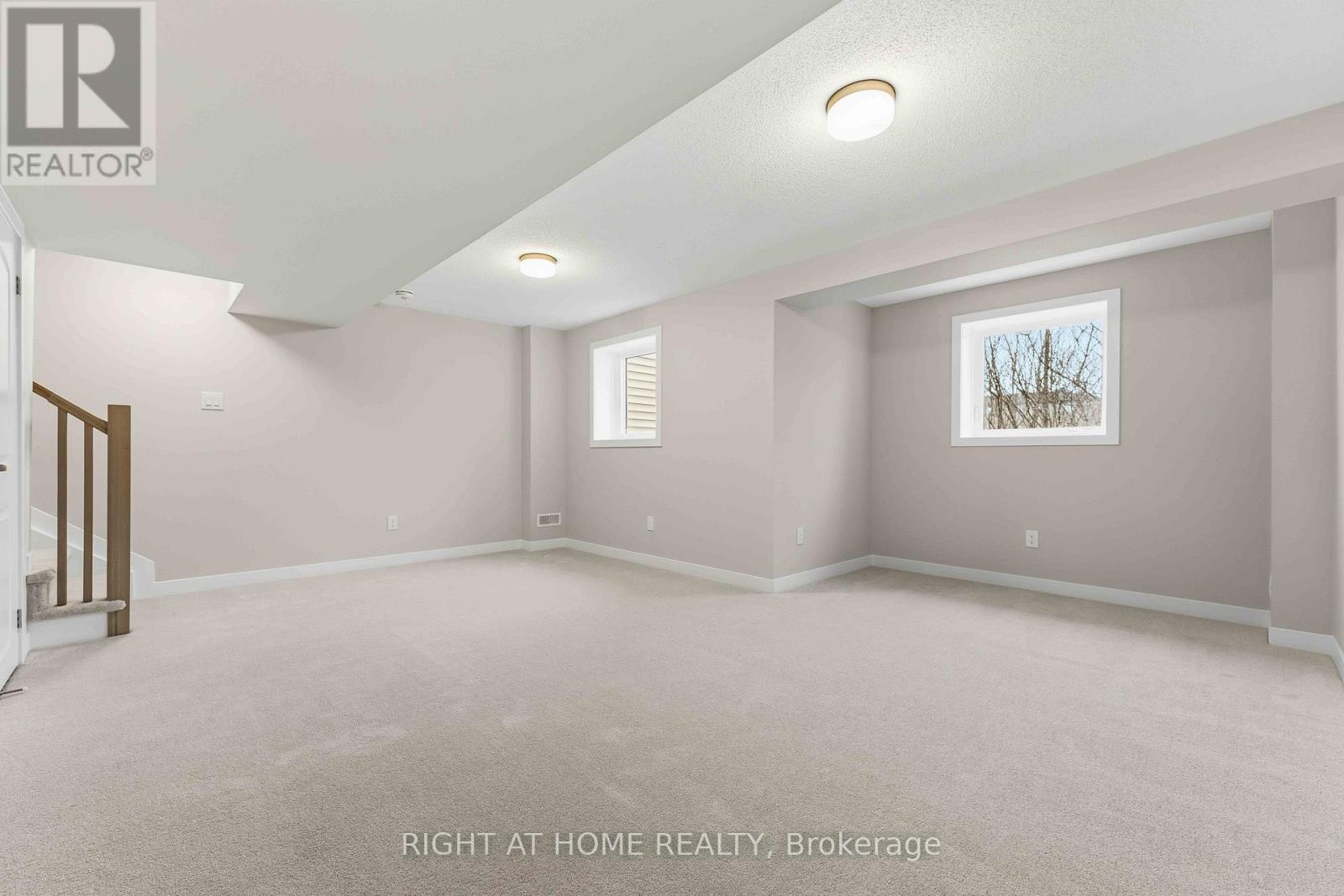 290 Les Emmerson Drive, Ottawa, Ontario  K2J 7L6 - Photo 29 - X12955982