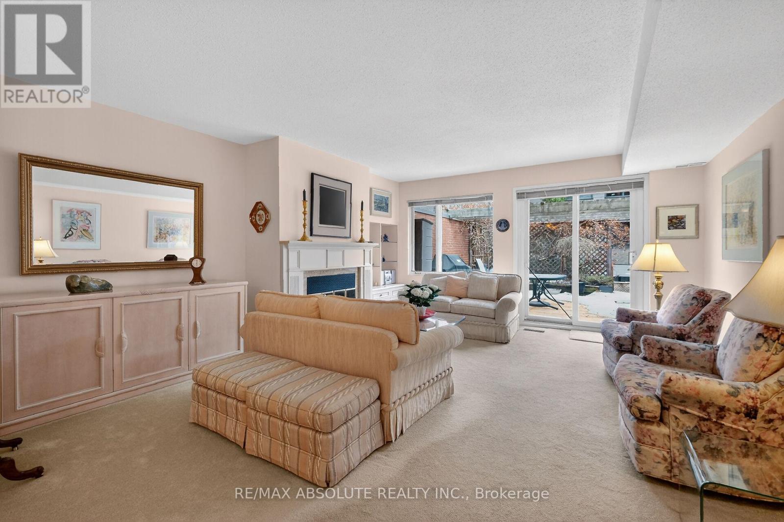 2 - 125 Springfield Road, Ottawa, Ontario  K1M 1C5 - Photo 11 - X12955990