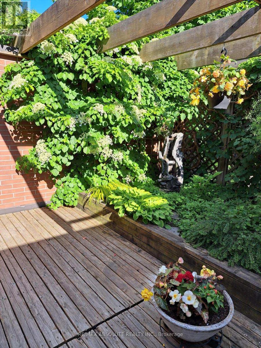 2 - 125 Springfield Road, Ottawa, Ontario  K1M 1C5 - Photo 39 - X12955990