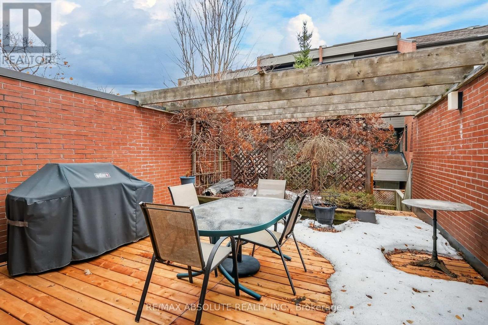 2 - 125 Springfield Road, Ottawa, Ontario  K1M 1C5 - Photo 42 - X12955990