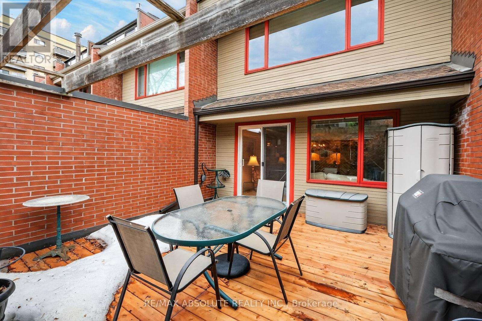 2 - 125 Springfield Road, Ottawa, Ontario  K1M 1C5 - Photo 43 - X12955990