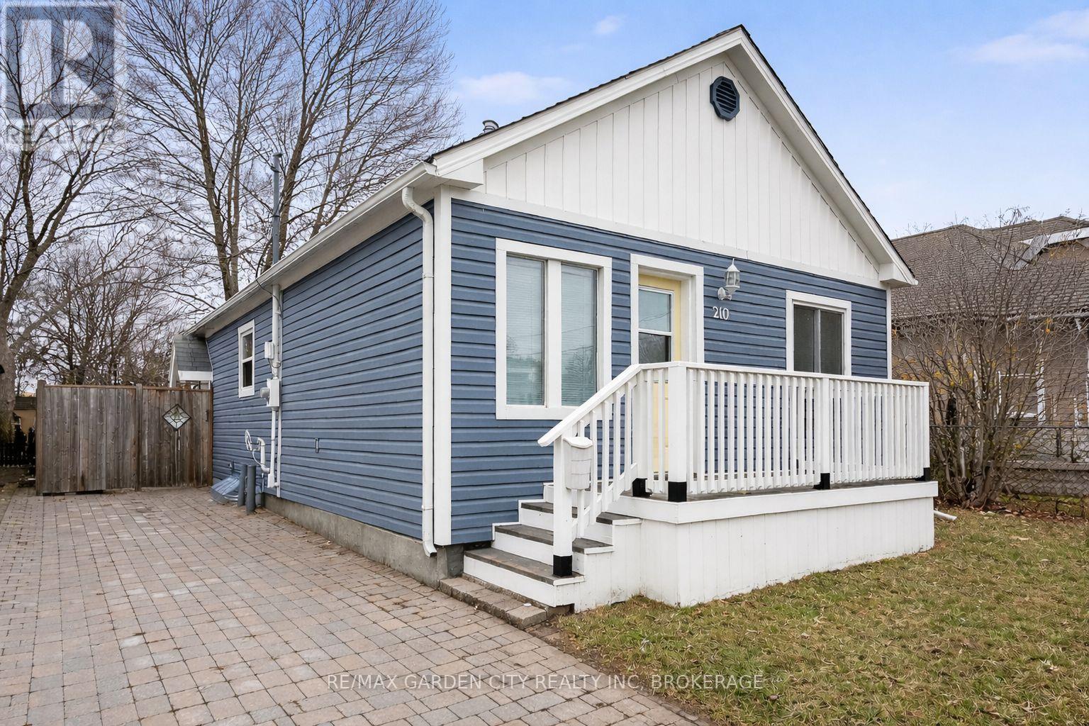 210 WRIGHT STREET, Welland, Ontario