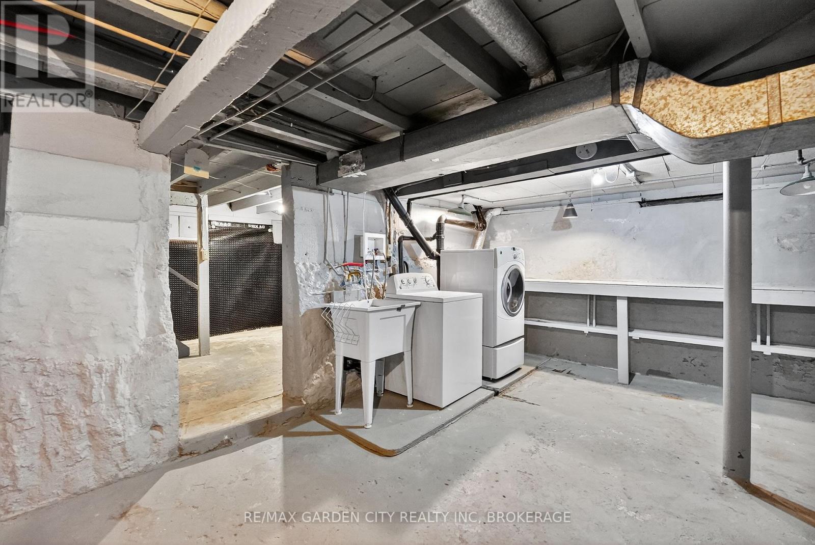 210 Wright Street, Welland, Ontario  L3B 2K3 - Photo 20 - X12956002