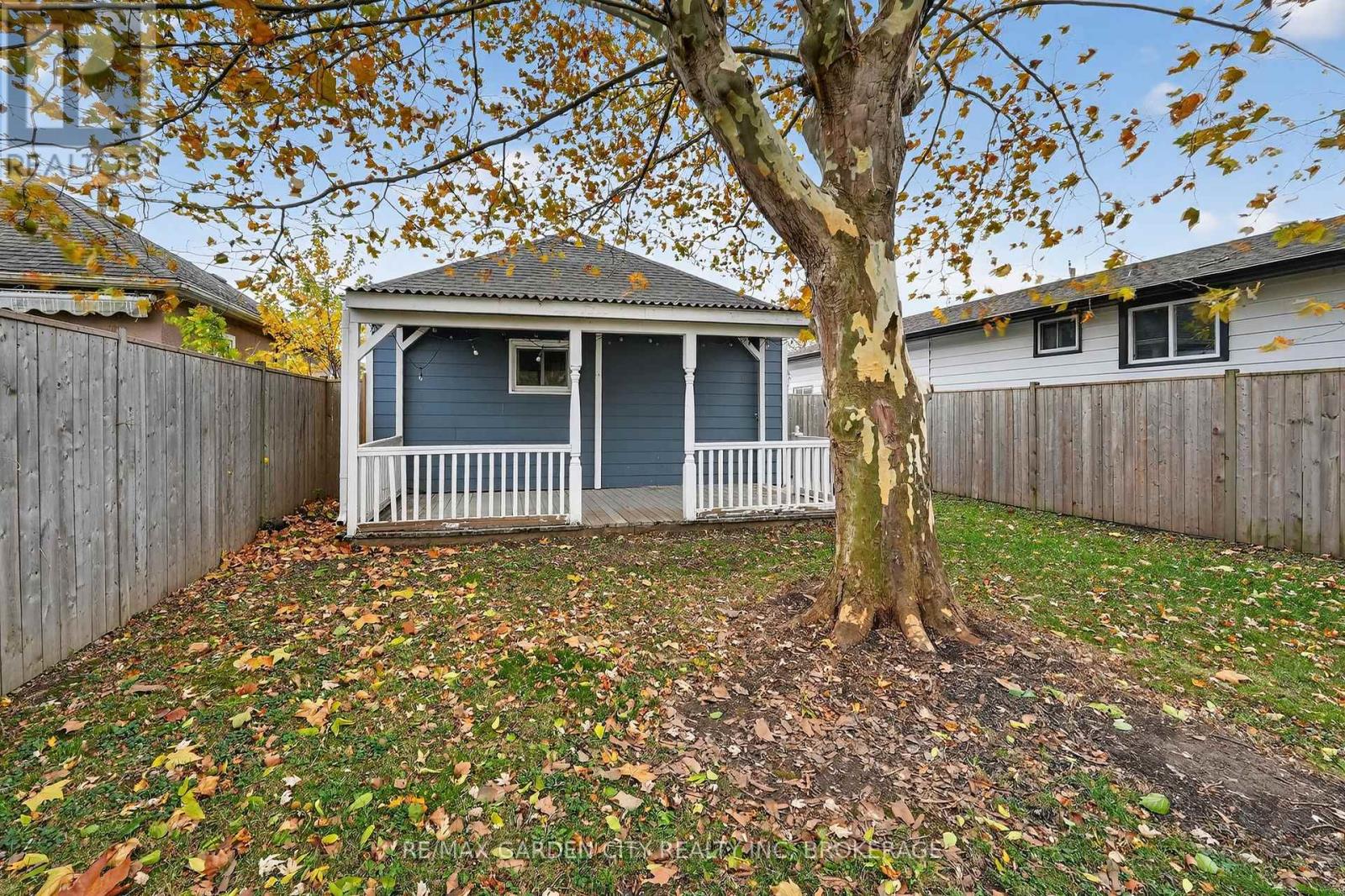 210 Wright Street, Welland, Ontario  L3B 2K3 - Photo 27 - X12956002