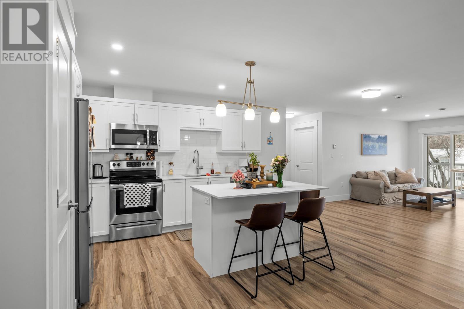 305 562 Malpeque Road, Winsloe South, Prince Edward Island  C1A 7Y8 - Photo 10 - 202606303