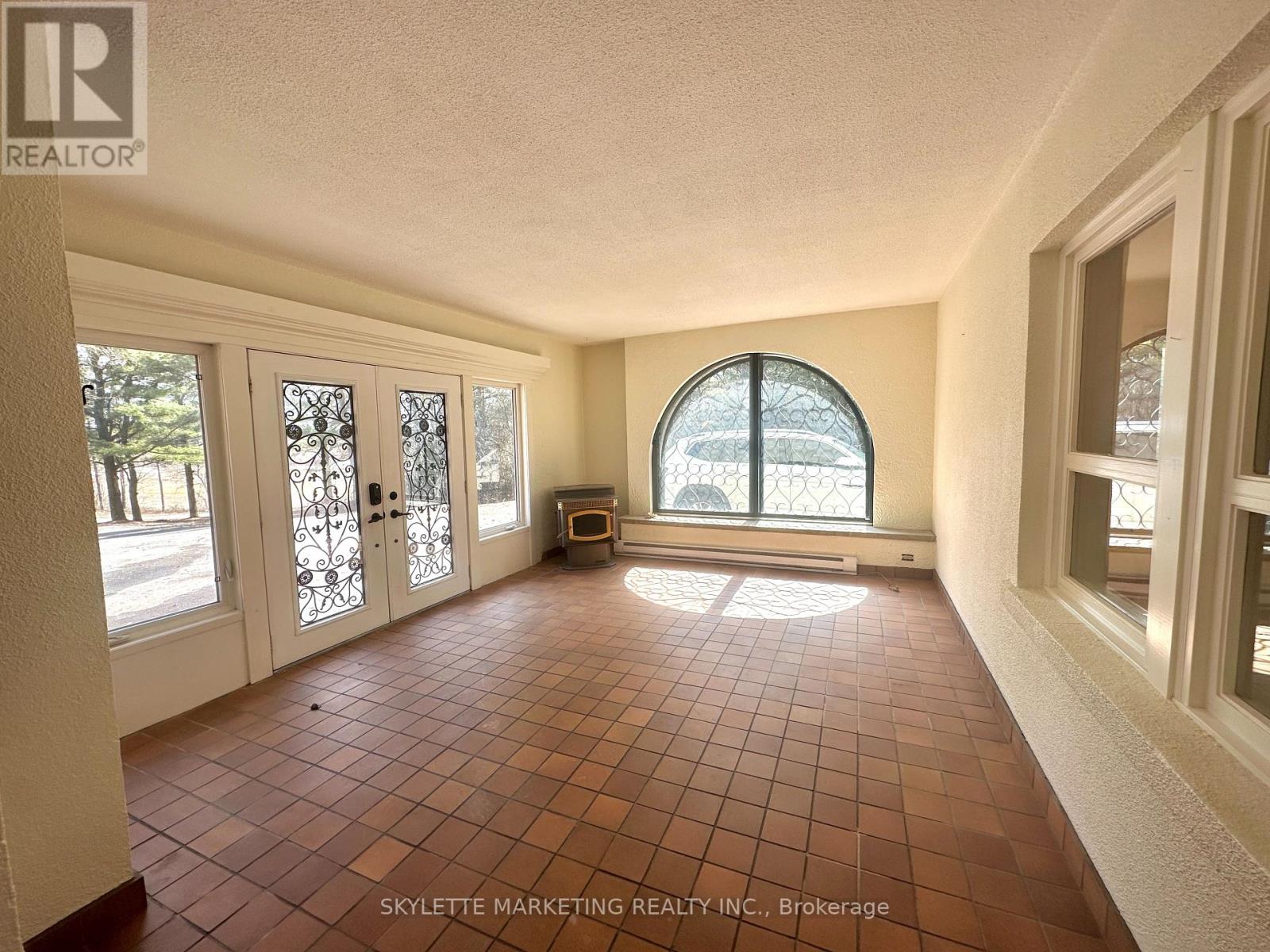 14377 Warden Avenue, Whitchurch-Stouffville, Ontario  L4A 7X5 - Photo 3 - N12956000