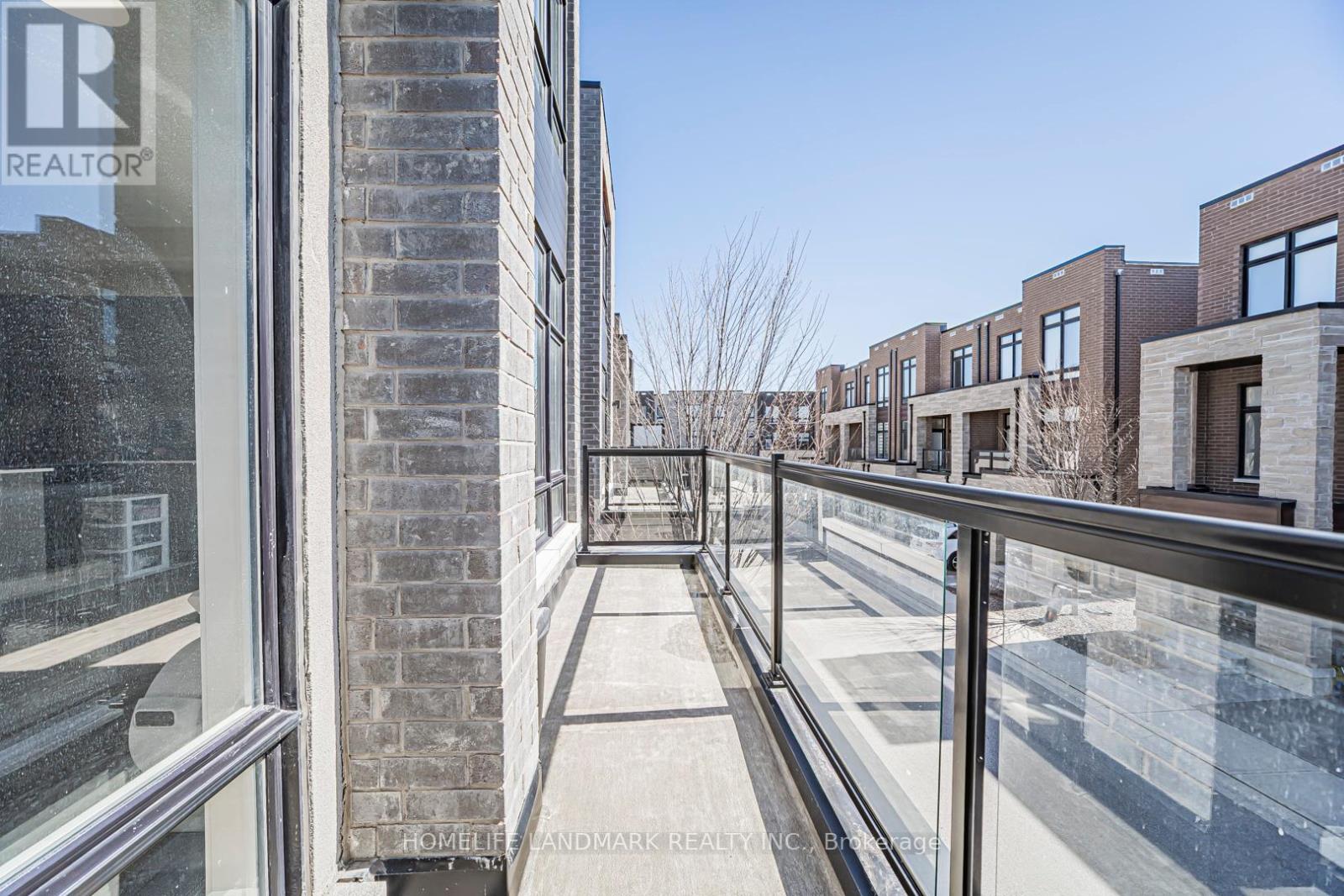 22 Benoit Street, Vaughan, Ontario  L4H 4R7 - Photo 10 - N12956044