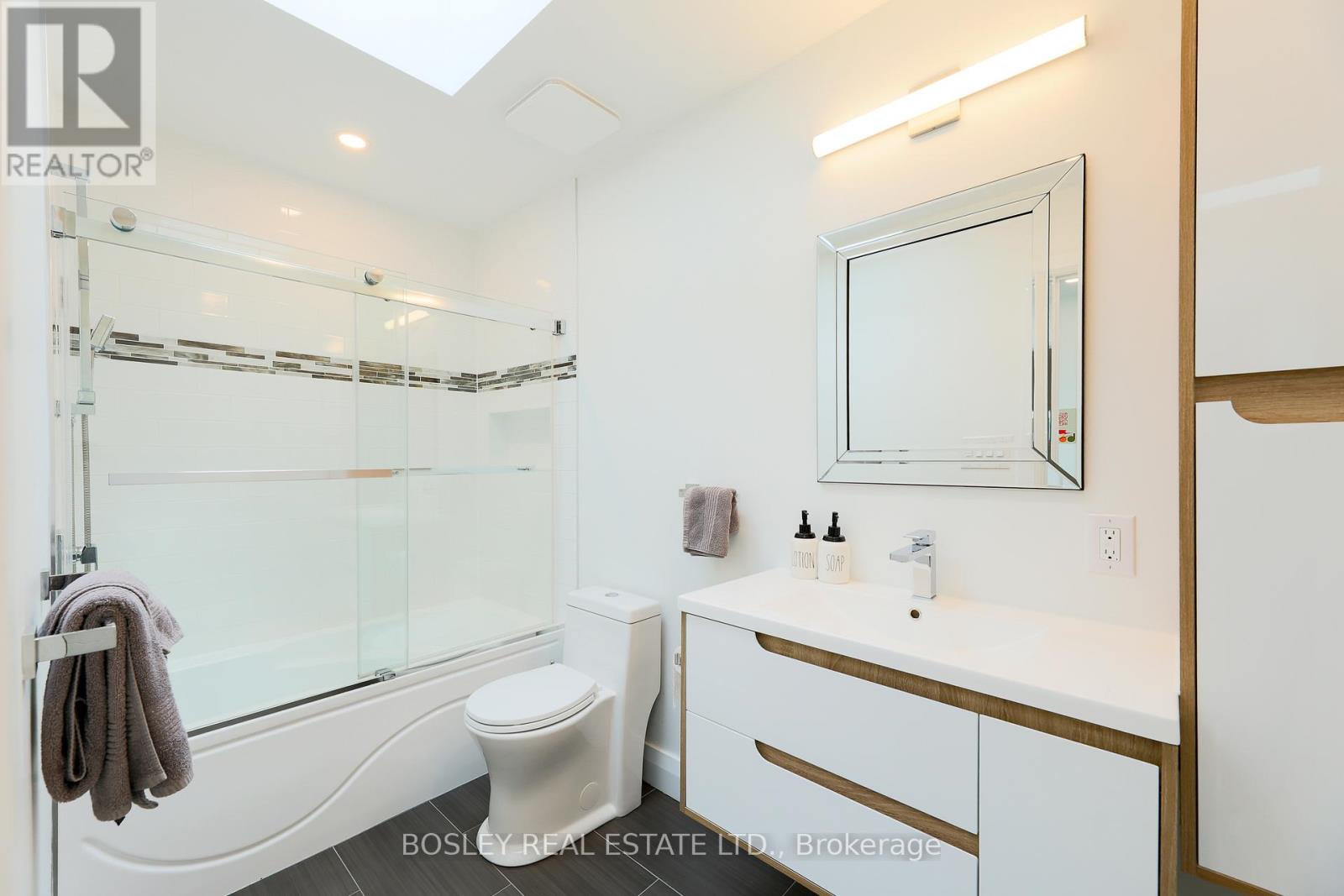 Rear - 108 Moberly Avenue, Toronto, Ontario  M4C 4B1 - Photo 24 - E12944014