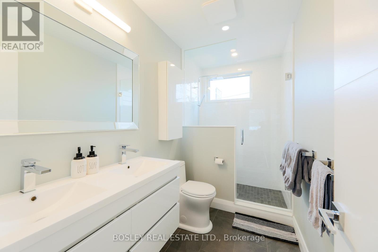 Rear - 108 Moberly Avenue, Toronto, Ontario  M4C 4B1 - Photo 21 - E12944014