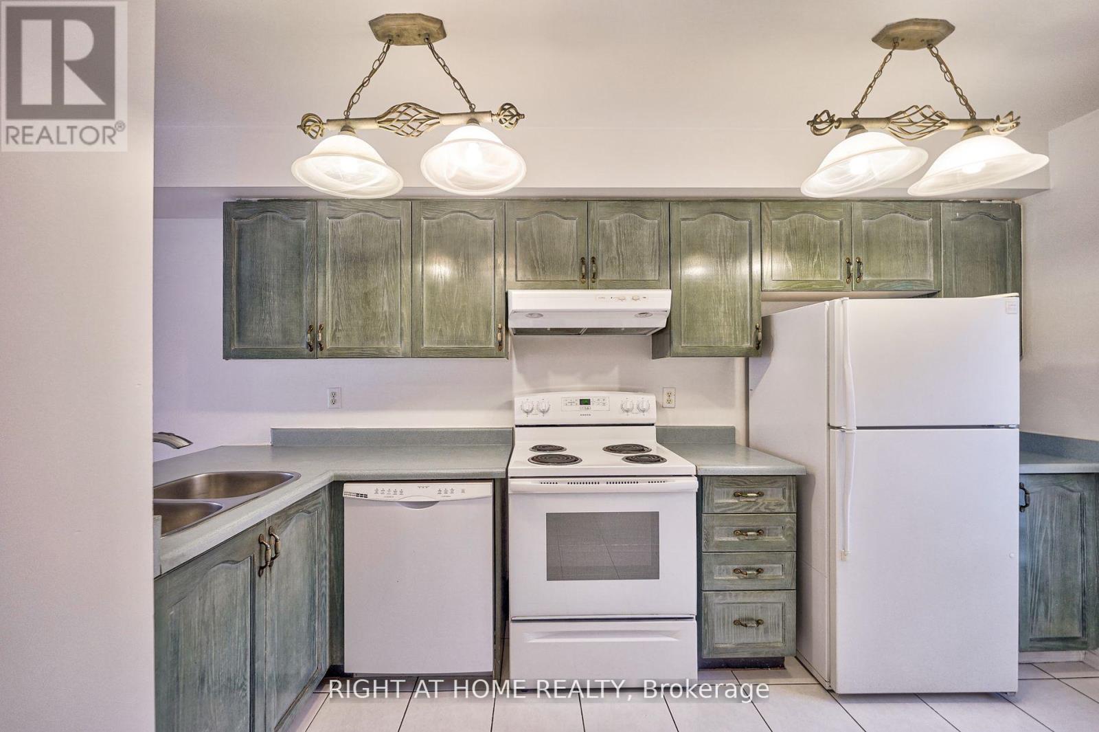 25 - 80 Strathaven Drive, Mississauga, Ontario  L5R 3V9 - Photo 13 - W12955996