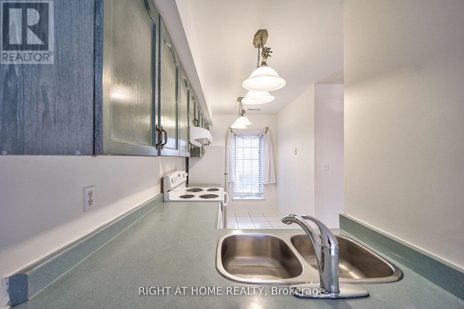 25 - 80 Strathaven Drive, Mississauga, Ontario  L5R 3V9 - Photo 14 - W12955996