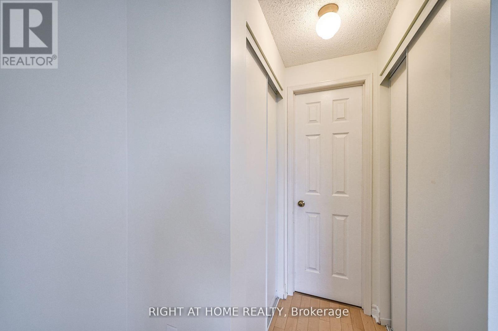 25 - 80 Strathaven Drive, Mississauga, Ontario  L5R 3V9 - Photo 25 - W12955996