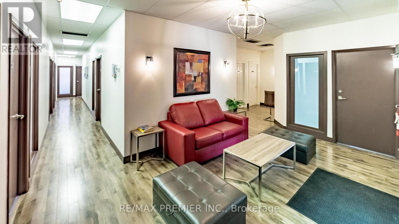 55-308 - 55 Village Centre Place, Mississauga, Ontario  L4Z 1V9 - Photo 2 - W12956010