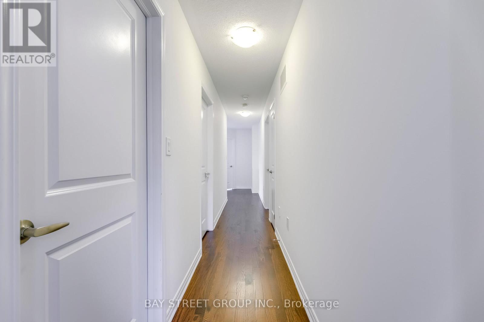 125 Hatt Court, Milton, Ontario  L9E 1G7 - Photo 20 - W12956032