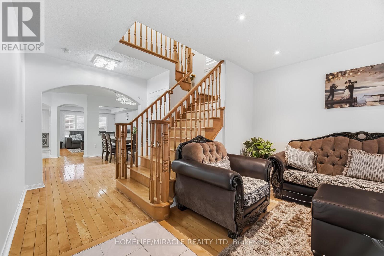 98 Owlridge Drive E, Brampton, Ontario  L6X 0M5 - Photo 13 - W12956034