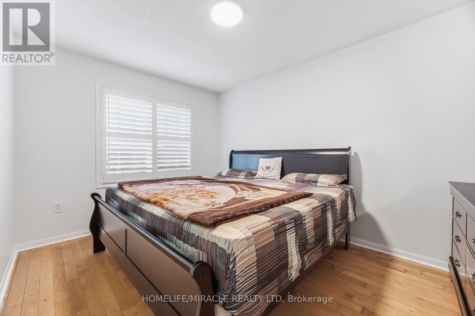 98 Owlridge Drive E, Brampton, Ontario  L6X 0M5 - Photo 18 - W12956034