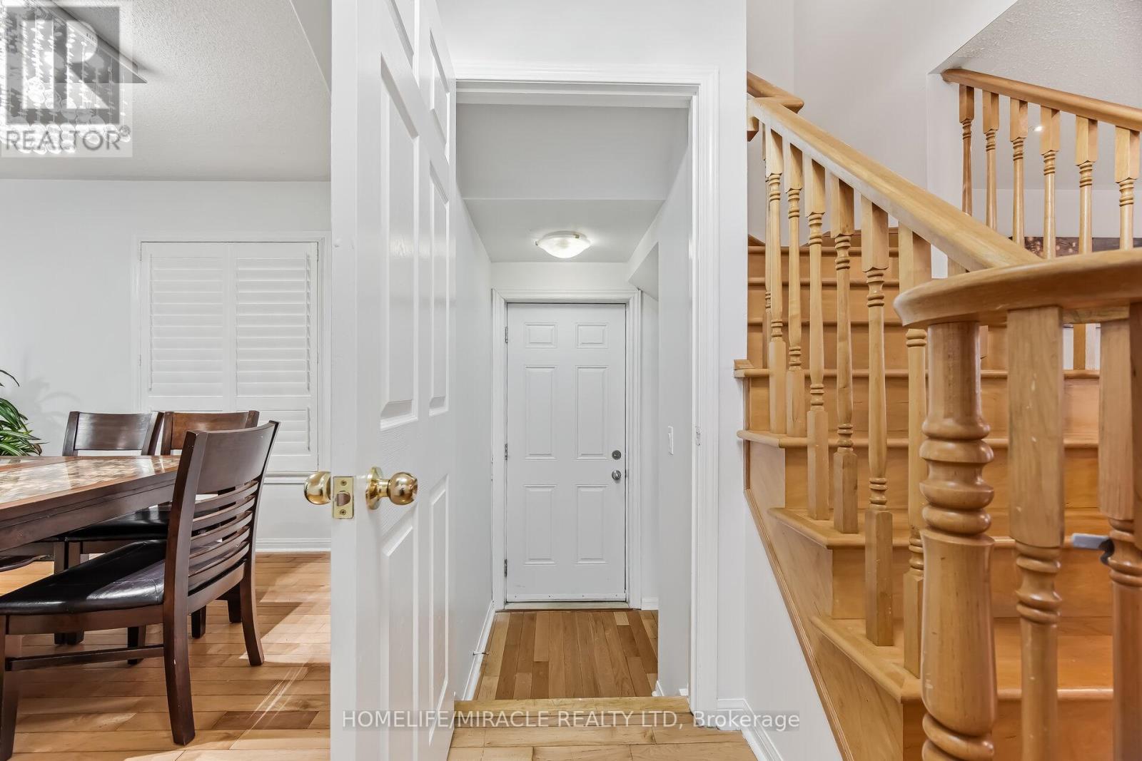 98 Owlridge Drive E, Brampton, Ontario  L6X 0M5 - Photo 22 - W12956034