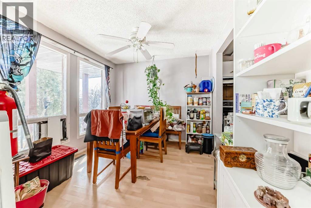 4809 60 Street NE, Calgary, Alberta  T1Y 3B8 - Photo 11 - A2297843