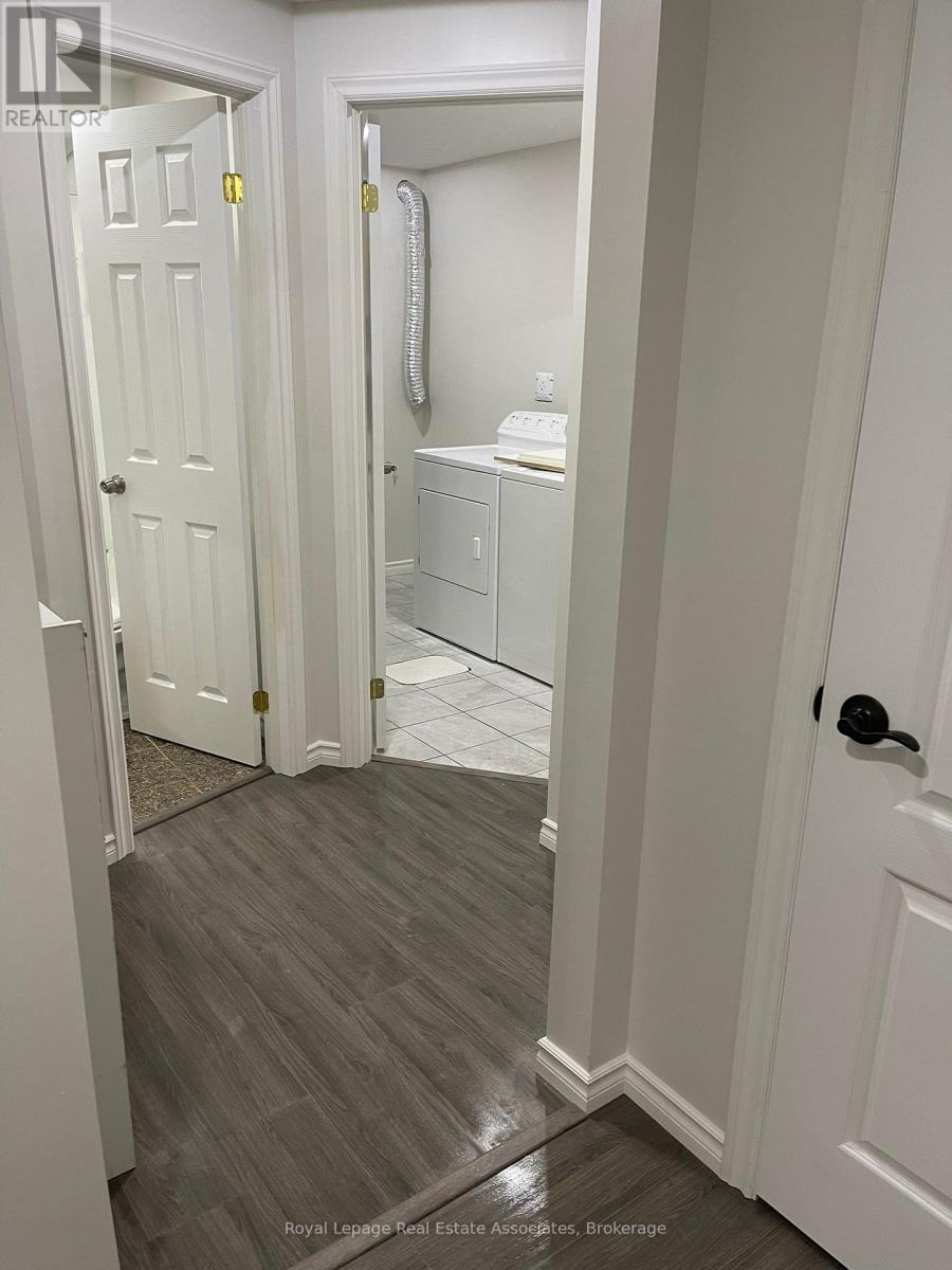 Basement - 135 Monarch Street, Welland, Ontario  L3B 5N8 - Photo 18 - X12955984