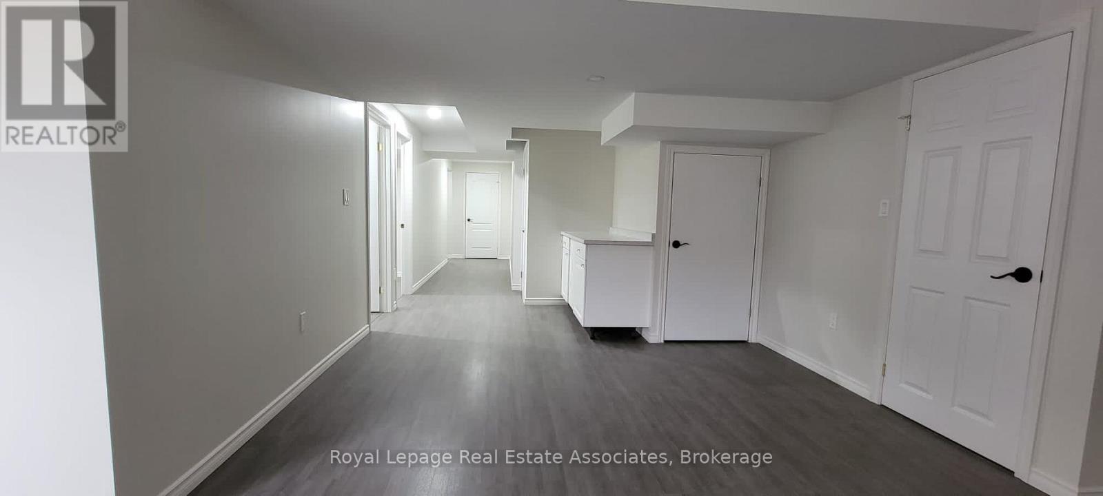 Basement - 135 Monarch Street, Welland, Ontario  L3B 5N8 - Photo 4 - X12955984