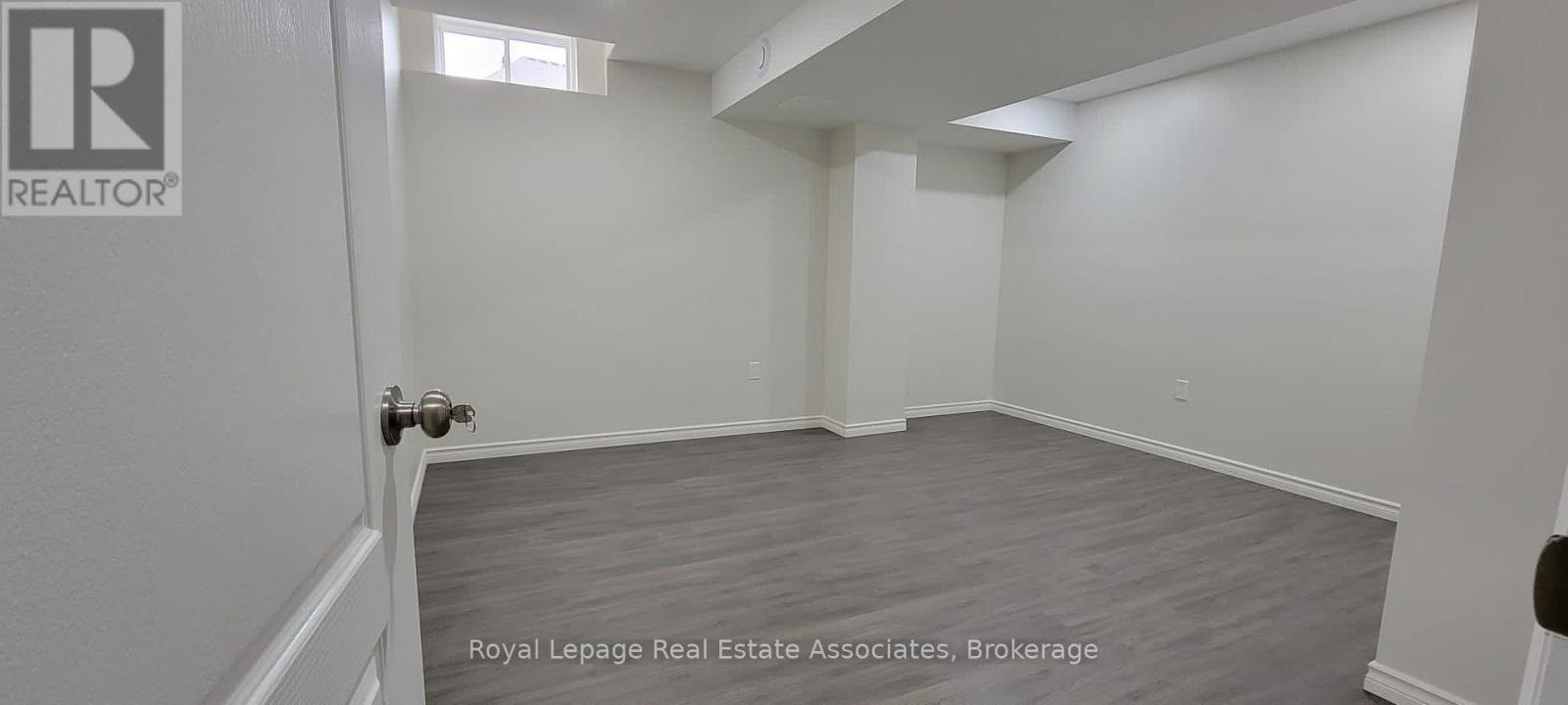 Basement - 135 Monarch Street, Welland, Ontario  L3B 5N8 - Photo 5 - X12955984