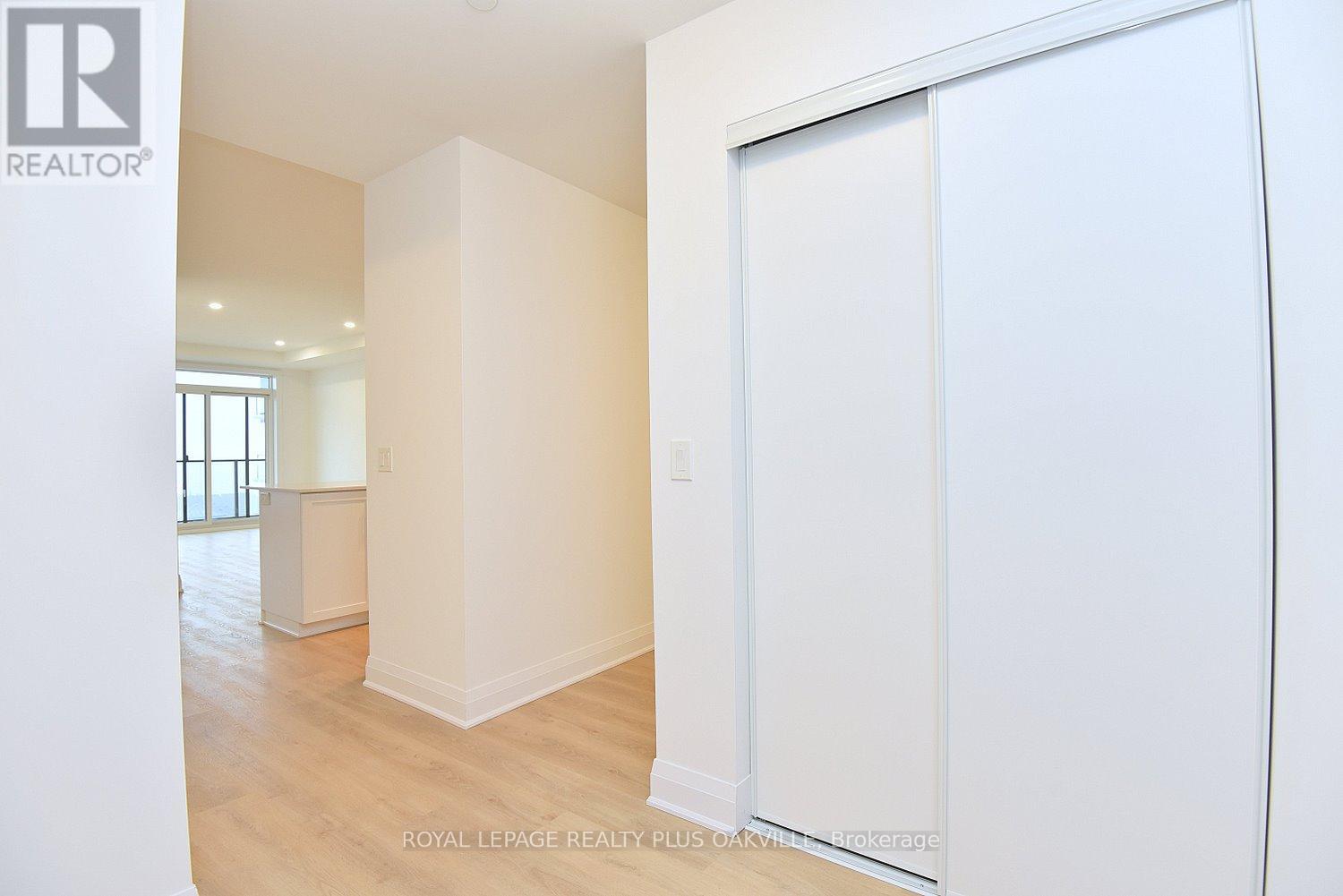 321 - 1936 Rymal Road E, Hamilton, Ontario  L0R 1P0 - Photo 5 - X12955986