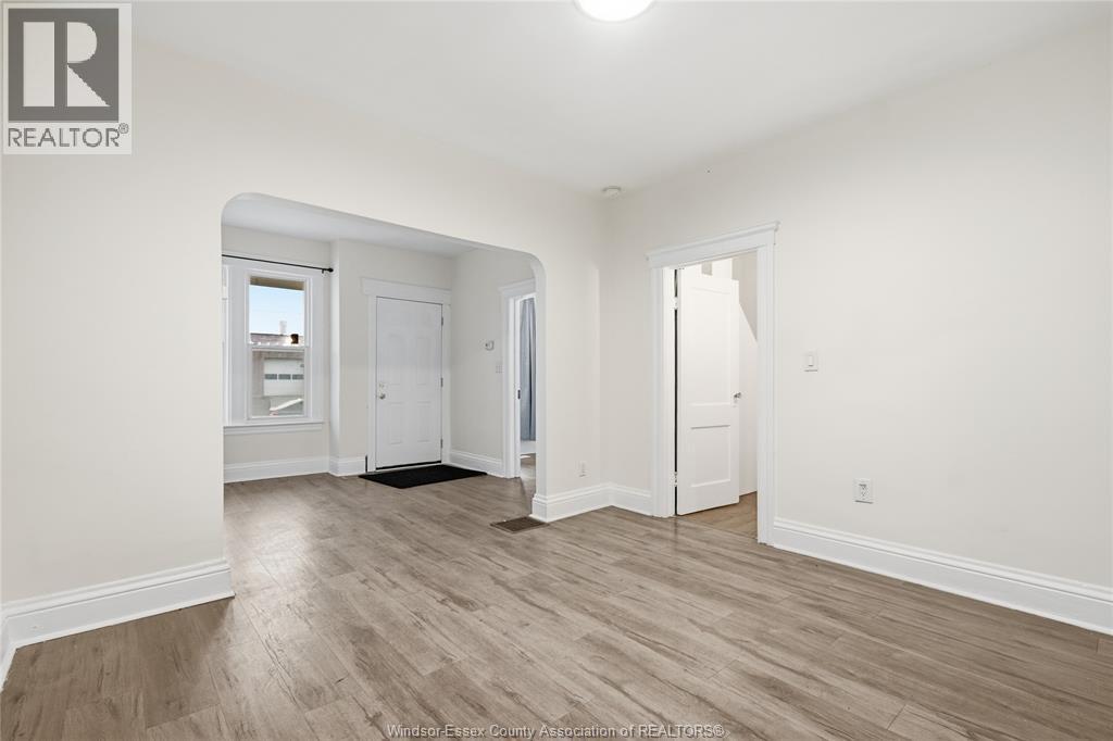 1231 WINDSOR AVENUE, Windsor, Ontario