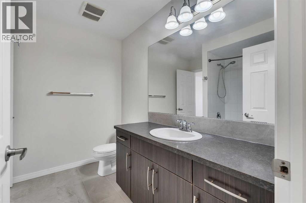 165 Windstone Avenue SW, Airdrie, Alberta  T4B 3R3 - Photo 12 - A2298524