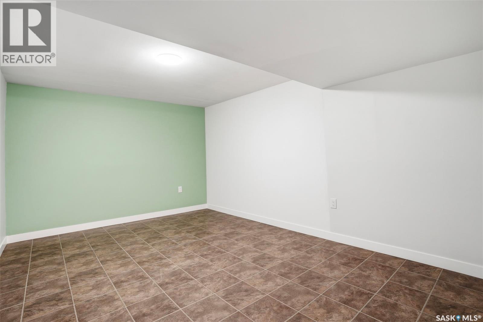 102 Dore Crescent, Saskatoon, Saskatchewan  S7K 4X7 - Photo 26 - SK032036