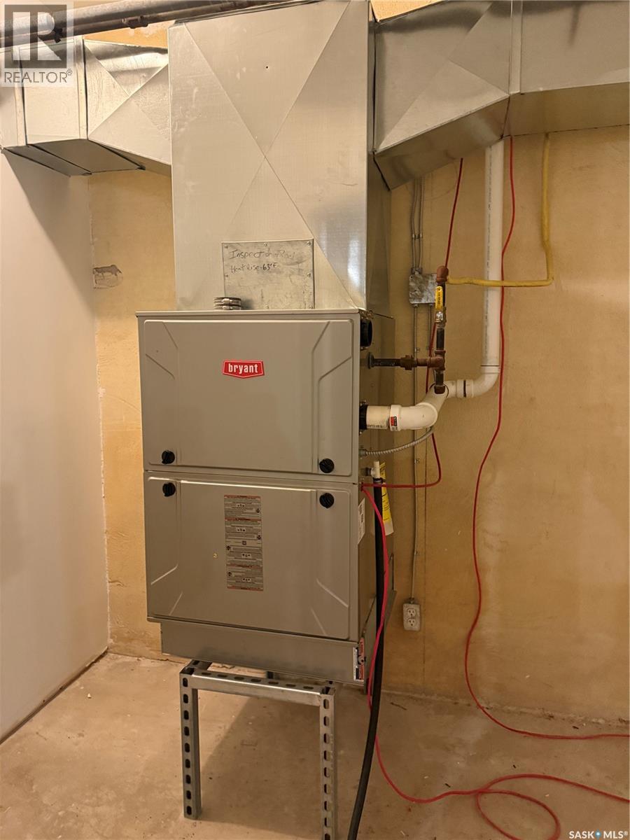 1132 101st Street, North Battleford, Saskatchewan  S9A 0Z6 - Photo 11 - SK031931