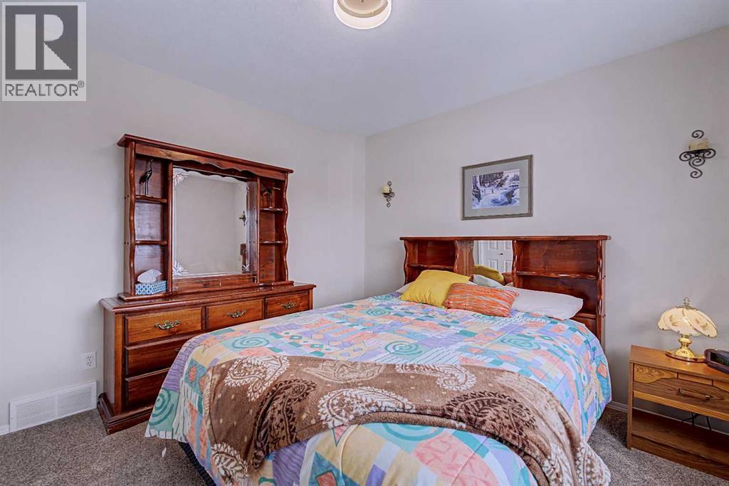 417 Lineham Acres Drive NW, High River, Alberta  T1V 1W6 - Photo 25 - A2293963