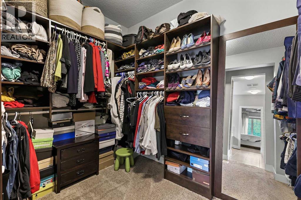 22 Wendham Place SW, Calgary, Alberta  T3H 0R6 - Photo 29 - A2294143